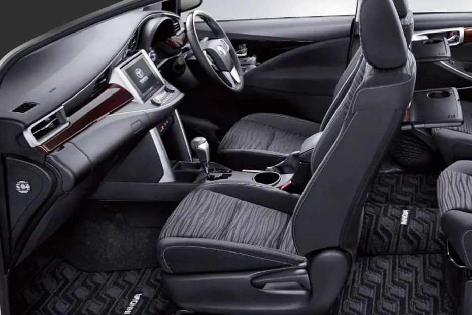 toyota-kijang-innova-front-seats-419532